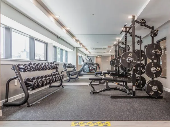 2006 Avenue V image 9 of 9