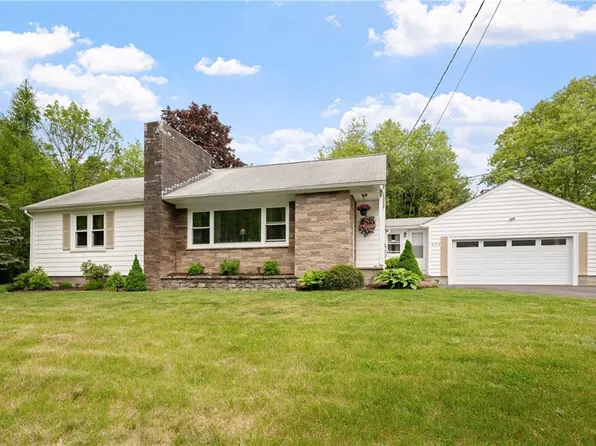 696 Central St, Burrillville, RI 02839