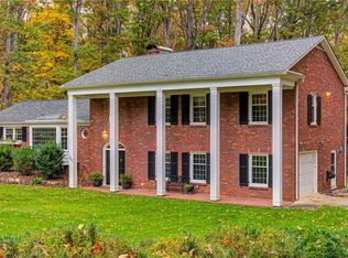 701 Finsbury Rd, Winston Salem, NC 27104