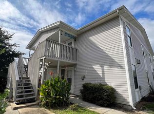 1301A Redwood Ln E, Gulf Breeze, FL 32563