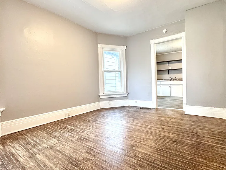 339 Hampshire St #2 — Photo 7