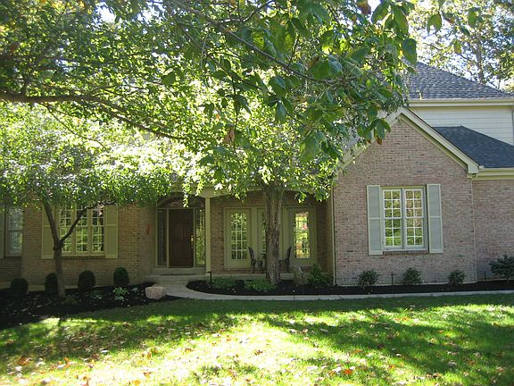 2nd image of 1481 Greystone Ln