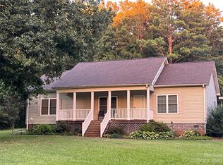 115 Holiday Dr, Salisbury, NC 28146