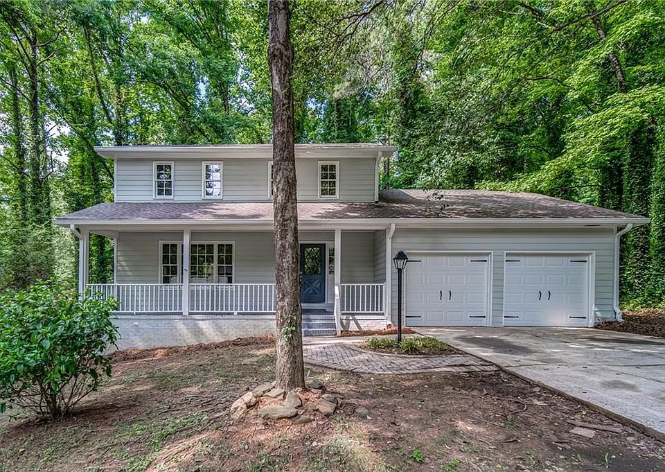 1st image of 586 Buckeye Cir SE