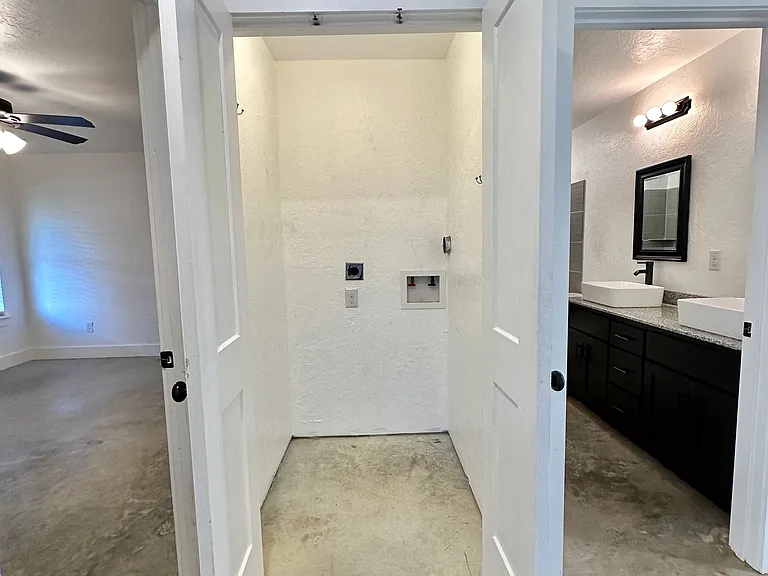 331 Murphey Dr #B — Photo 7