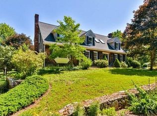 4 Wisteria Dr, Walpole, MA 02081