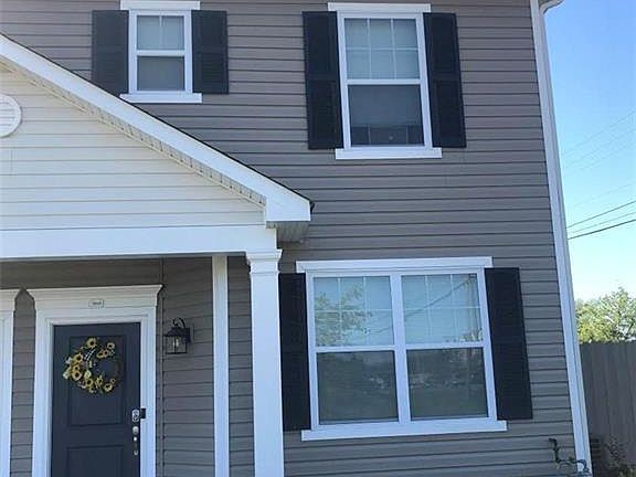 4th image of 3868 Clarendon Way
