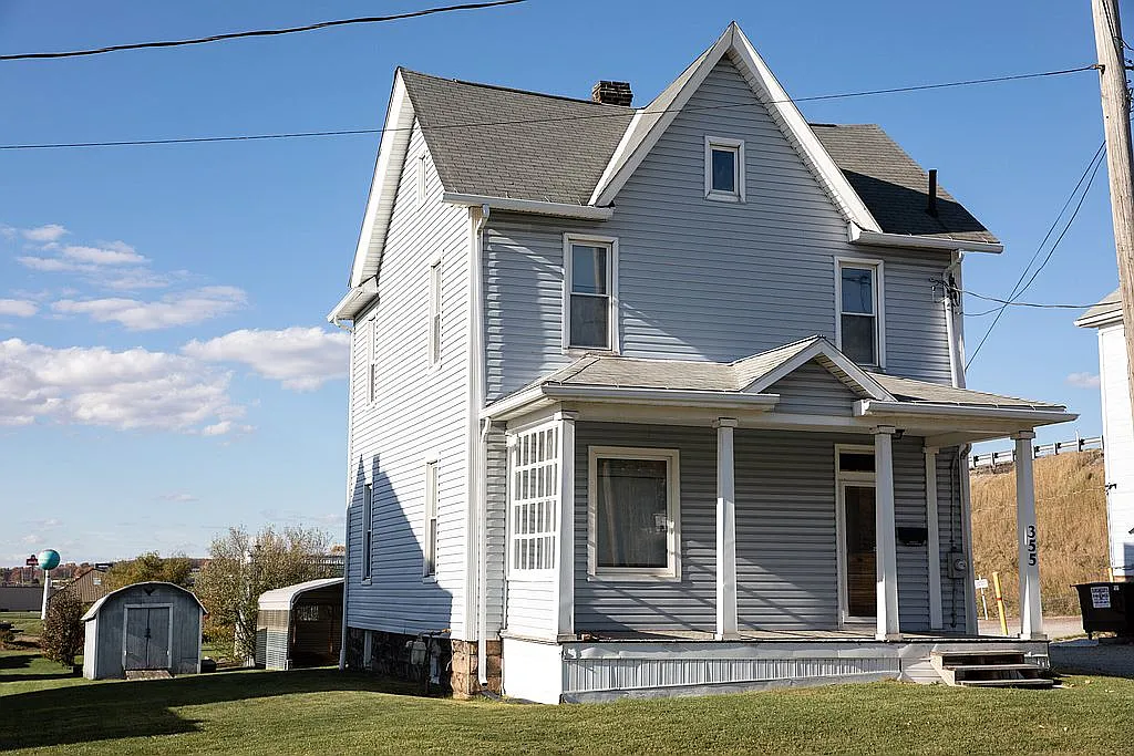 355 Stoystown Rd photo 1