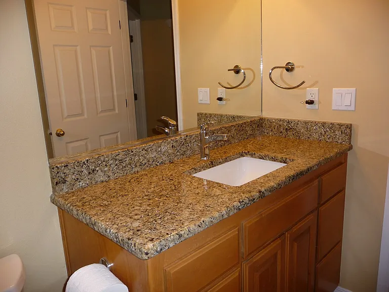 2053 W Park Ct NW — Photo 10