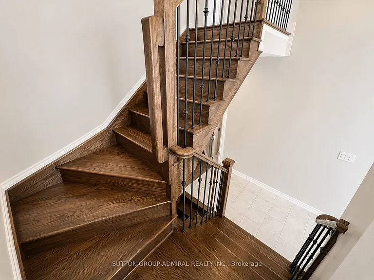 1320 Blackmore St — Photo 18