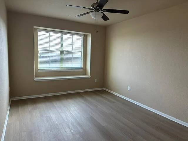 2880 Donnell Dr #3701 — Photo 10