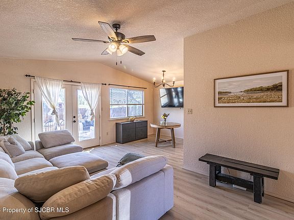 4th image of 205 Mesilla Dr