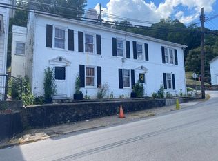 232 W 3rd St, Maysville, KY 41056