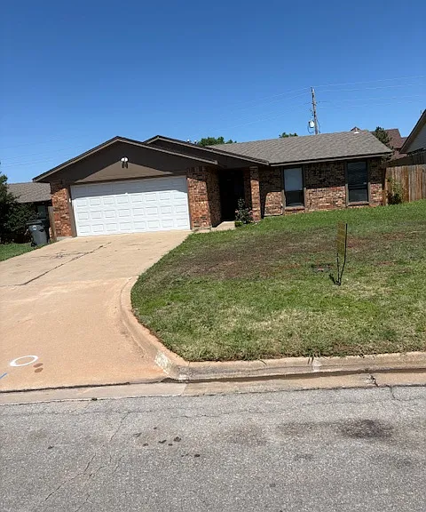 2806 NE Euclid Ave — Photo 1