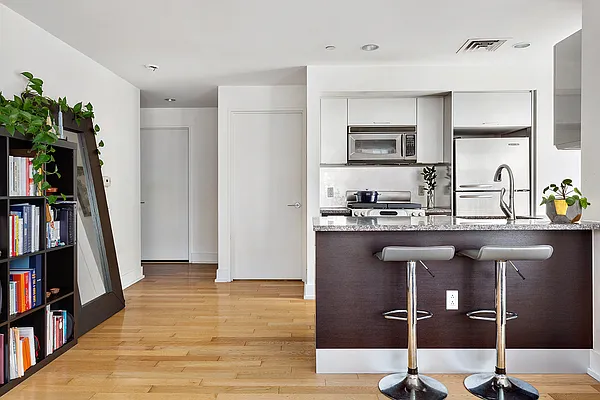 Rented by Compass | media 17