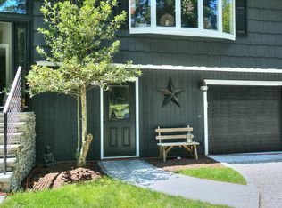 42 Barberry Rd #1, Southport, CT 06890