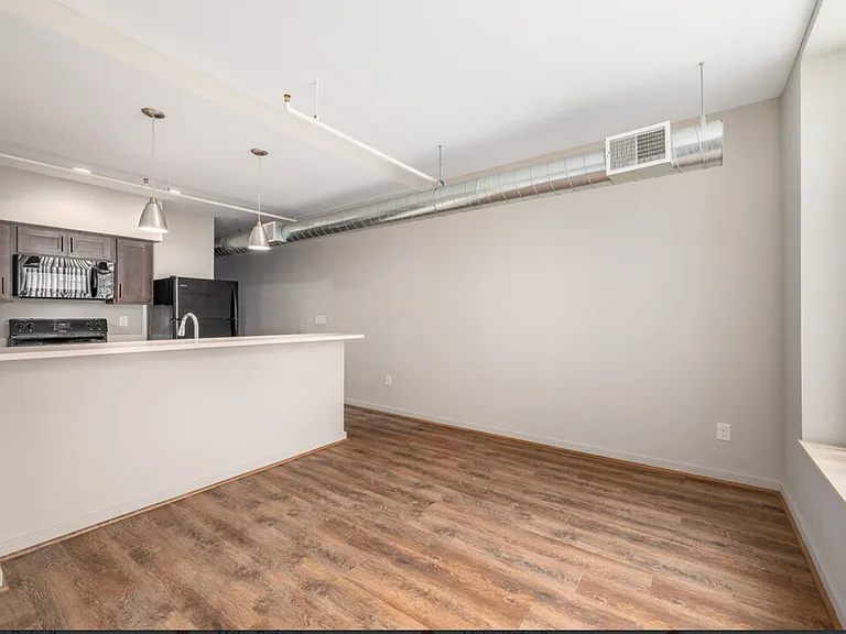 Innerbelt Lofts — Photo 59