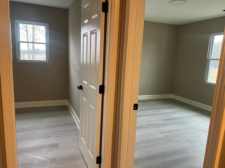 175 Moss Dr — Photo 6