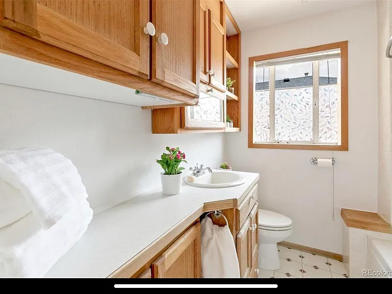 3695 W 46th Ave — Photo 11