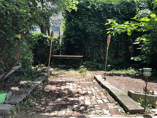 Rented by Lang Realty LLC | media 11