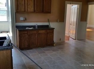 100 Farmington Ave #2, Providence, RI 02909