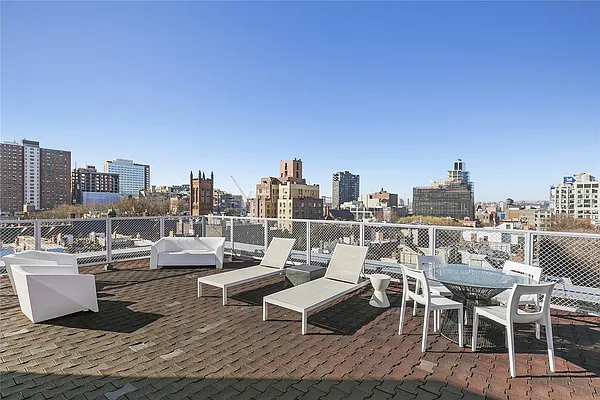 Rented by Maz Group NY | media 29