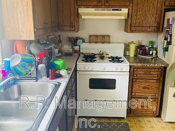 2nd image of 3405 Emerson Ave S