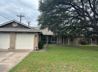 215 Greenlawn Blvd, Round Rock, TX 78664