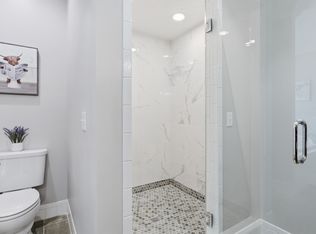 102 Highpoint Blvd, Tullahoma, TN 37388