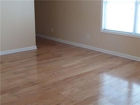 4th image of 1184 Brittany Park Ln