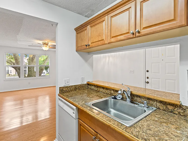 2317 N Congress Ave #24 — Photo 13