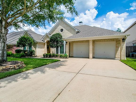 2nd image of 16010 Maycrest Ct