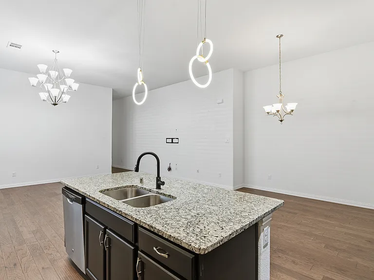 1517 Habersham St — Photo 18