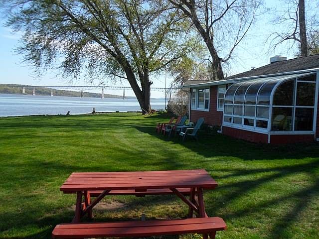 1st image of 16 Castaways Ln