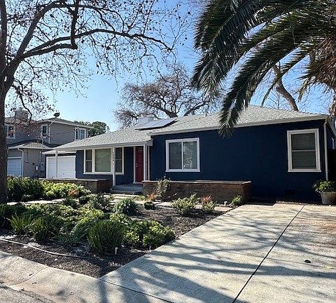2nd image of 1004 Esther Dr