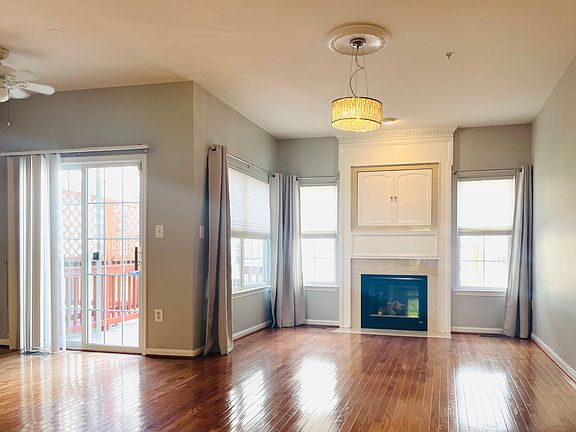 Second floor living/dining room