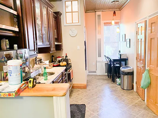 Rented by Ulas Real Estates Inc | media 37