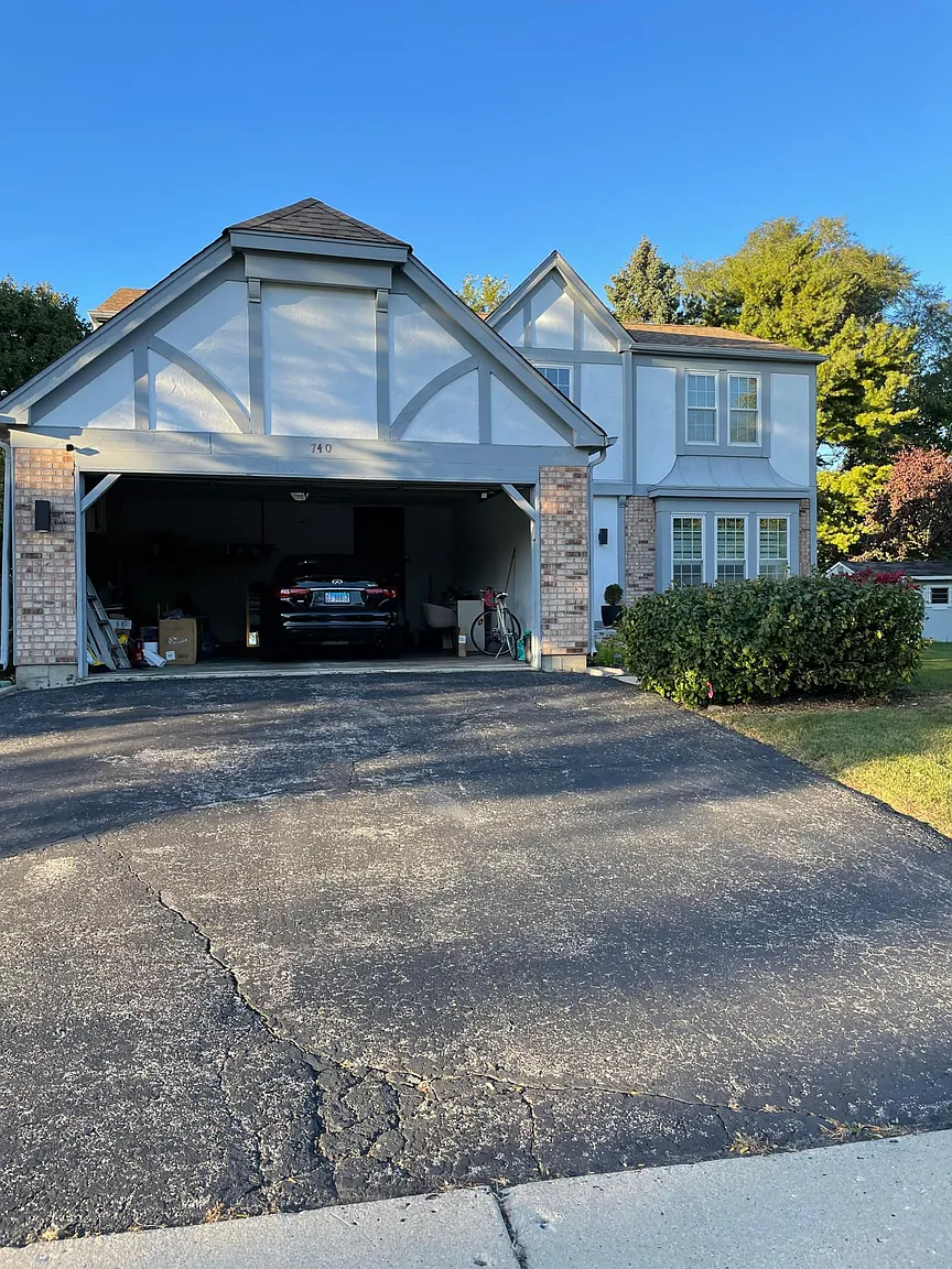 740 Edelweiss Dr photo 1