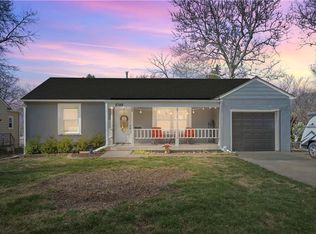 8748 Daniel Boone Rd, Kansas City, MO 64114