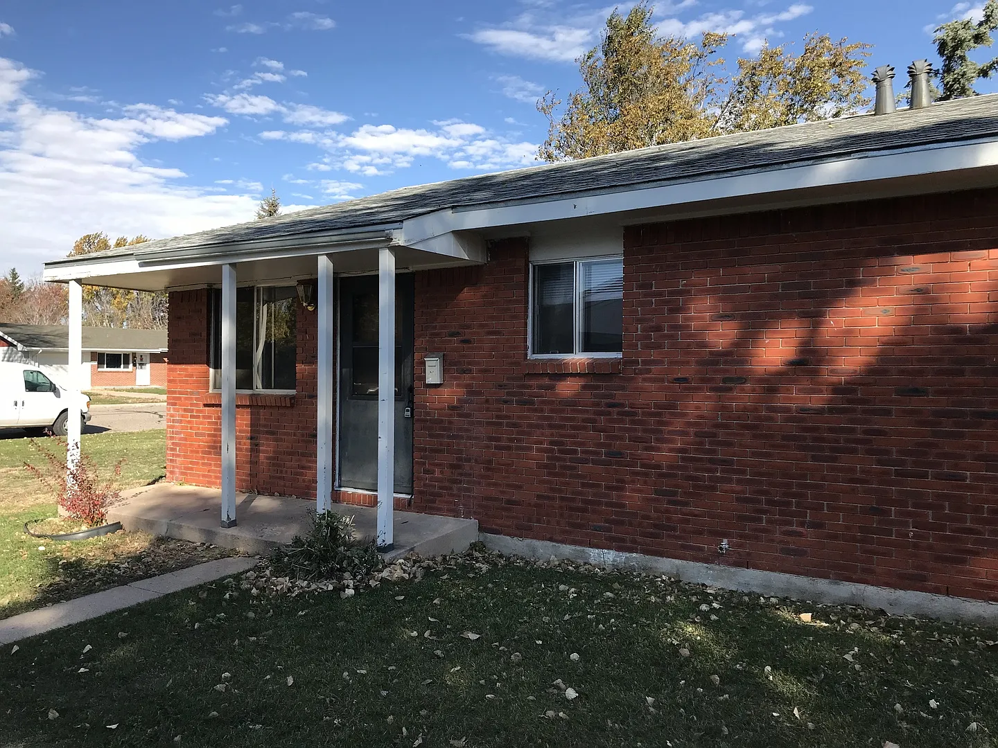 1215 Monroe Ave — Photo 1