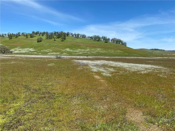 2730 Smith Ln, Clearlake, CA 95422