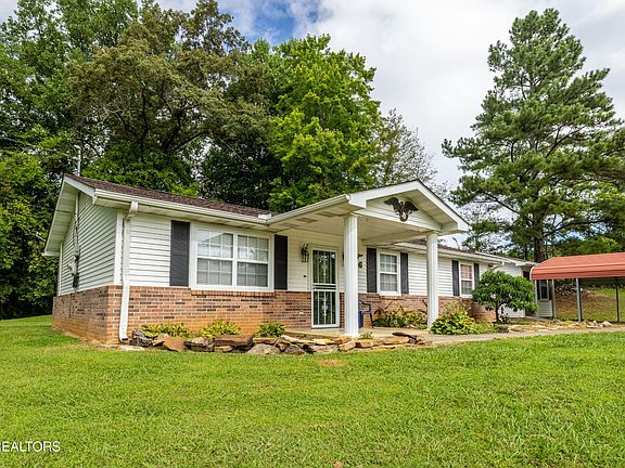 4th image of 126 Jerry Cardin Ln