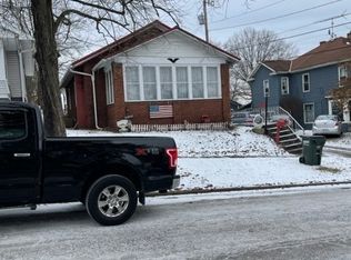 130 S Uhrich St, Uhrichsville, OH 44683
