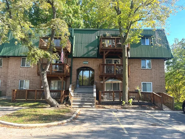 1934 Tall Oaks Dr APT 3B, Aurora, IL 60505