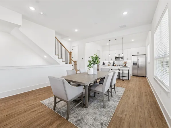 5614 Azores, Houston, TX 77091