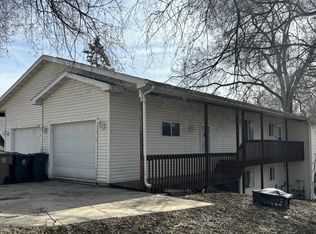 2105 Schlimgen Ave #2, Madison, WI 53704