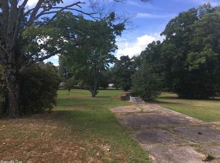 1007 E Main St, Mountain View, AR 72560