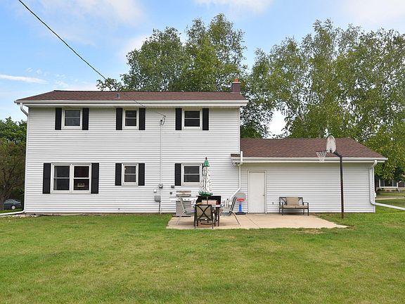 2nd image of 329 Braatz Dr
