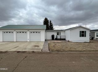 209 F St, Dickinson, ND 58601