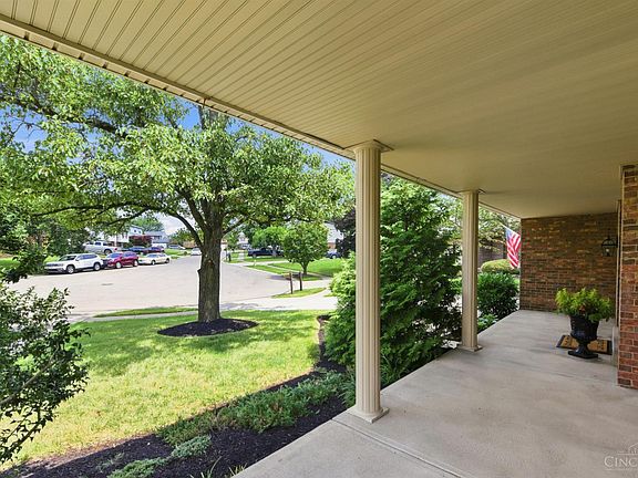4th image of 4938 Bonaventure Ct